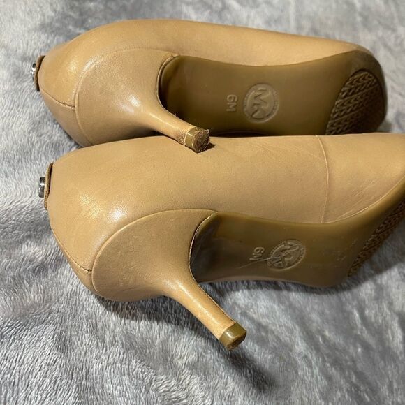 Micheal Micheal Kors Alina flex women’s pumps. Size 6M - Picture 7 of 8